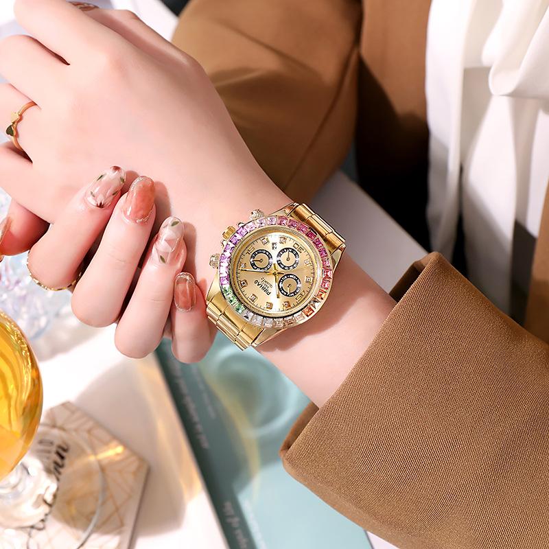 Waterproof Luxury Colored Diamonds Men'S And Women'S Fake Three-Eye Steel Belt Calendar Quartz Watch Gifts Fashion Hand Performance