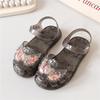 2026 Summer Girls' Breathable Crystal Jelly Sandals: Outdoor Princess Beach Shoes with Soft Sole