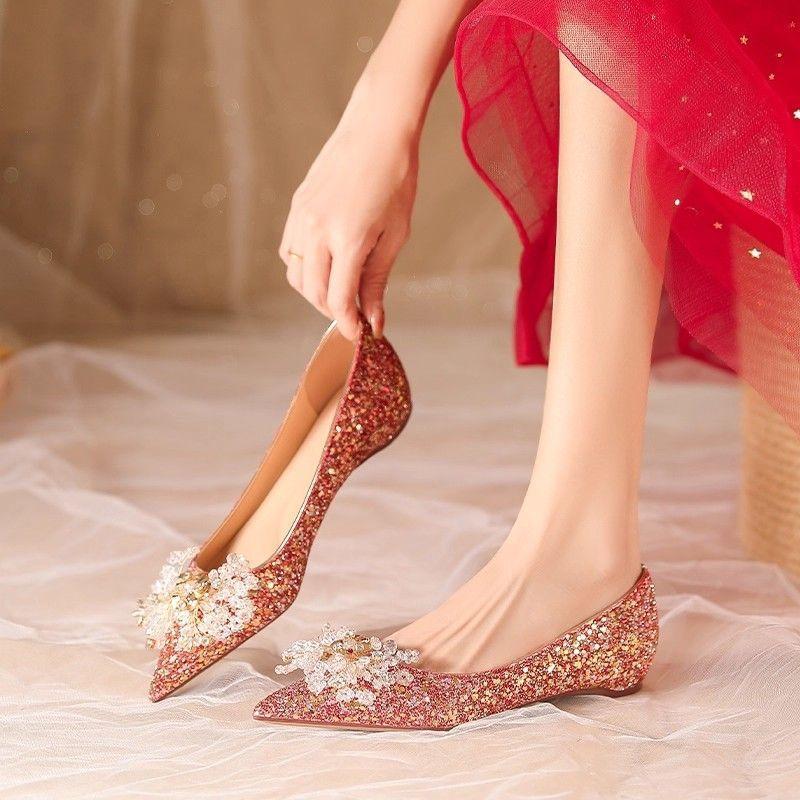 High-end crystal diamond red show clothes women's 2025 new flat-bottomed bridal shoes women's low heels can be worn by pregnant women