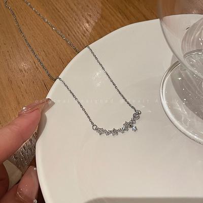 Exquisite Sternenhalskette Damen Nischendesign High-End Schlüsselbeinkette ins schlichte kalte Wind Accessoires