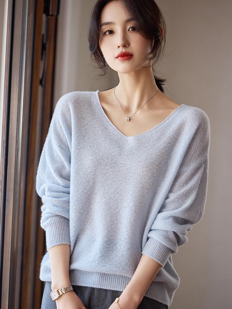 V-Neck Pure Wool Loose Knit Sweater for Autumn and Winter