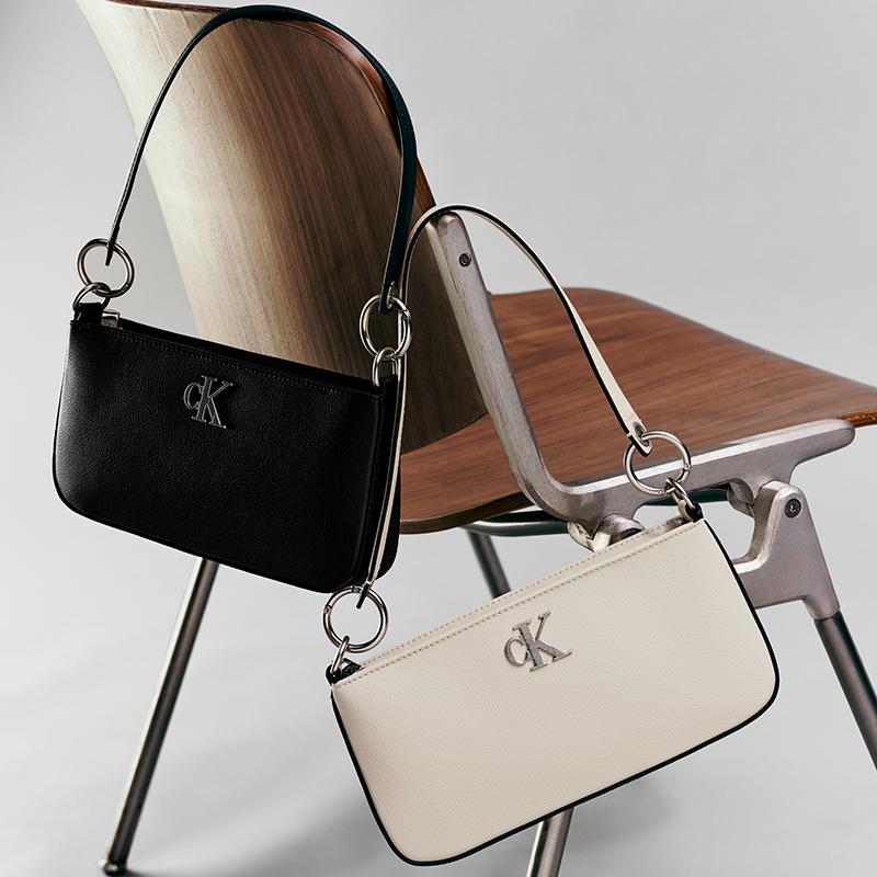 New CALVIN KLEIN Synthetic Material Underarm Baguette Shoulder Bag Women's Apricot DH3237-280