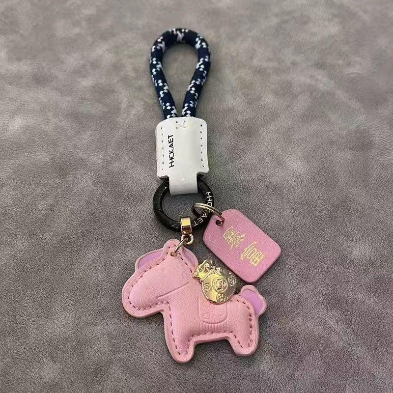 Cowhide Minimalist Couple Keychain - Exquisite Gift Bag Charm