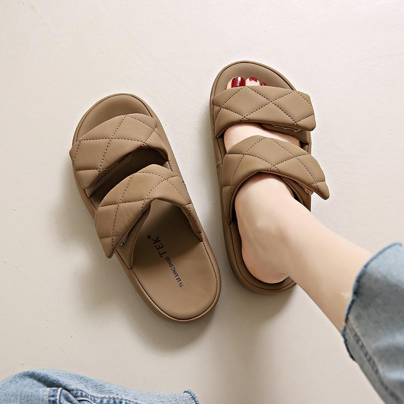 2025 new cool slippers heightened soft bottom thick bottom summer new fashion non-slip slippers