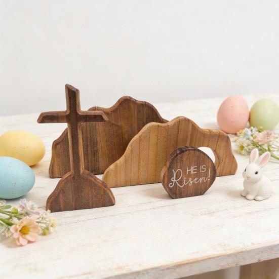 Décoration de Pâques représentant le tombeau vide, un plateau en bois avec la scène de la résurrection de Pâques et la scène de la Nativité de Jésus. Ornement de table.