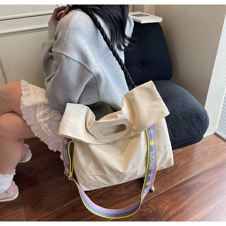 

Simple All-matching Canvas Bag Women Large Capacity Cross-body Casual College Student Class Tote 40x11x41