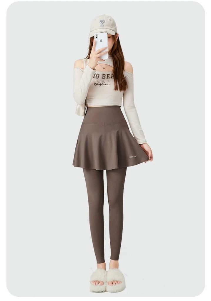 Spring & Autumn Women's Two-Piece-Style Yoga Skirt Pants - Sports Fitness Shark Pants with Integrated Hip Covering Base Layer