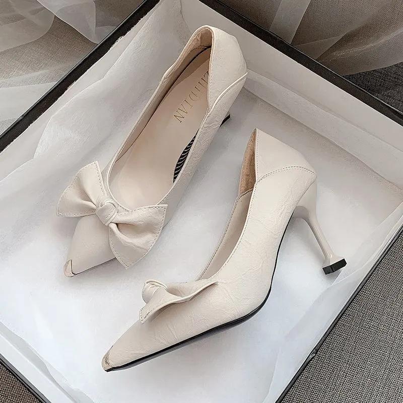 Damen sexy schwarz hohe Qualität Fliege Kristall Stiletto-Absatz Schuhe zapatos de mujer Lady klassisch Komfort Absatzschuhe zapatos ga683a