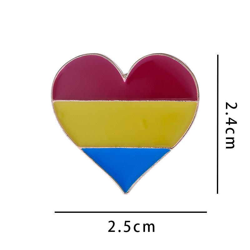 

Rainbow Heart Brooch: Creative Heart-shaped Alloy Accessory for Clothing and Bags