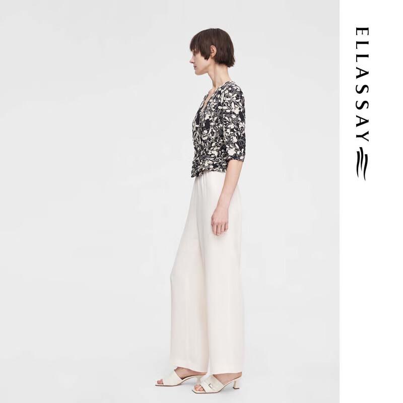 ELLASSAY Mulberry Silk Elegant V-Neck Blouse