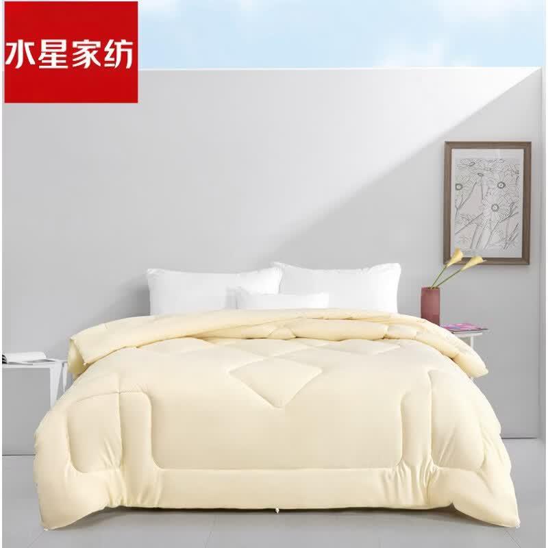 Mercury Home Textiles Penumbra Soft Light Soybean Fiber Quilt