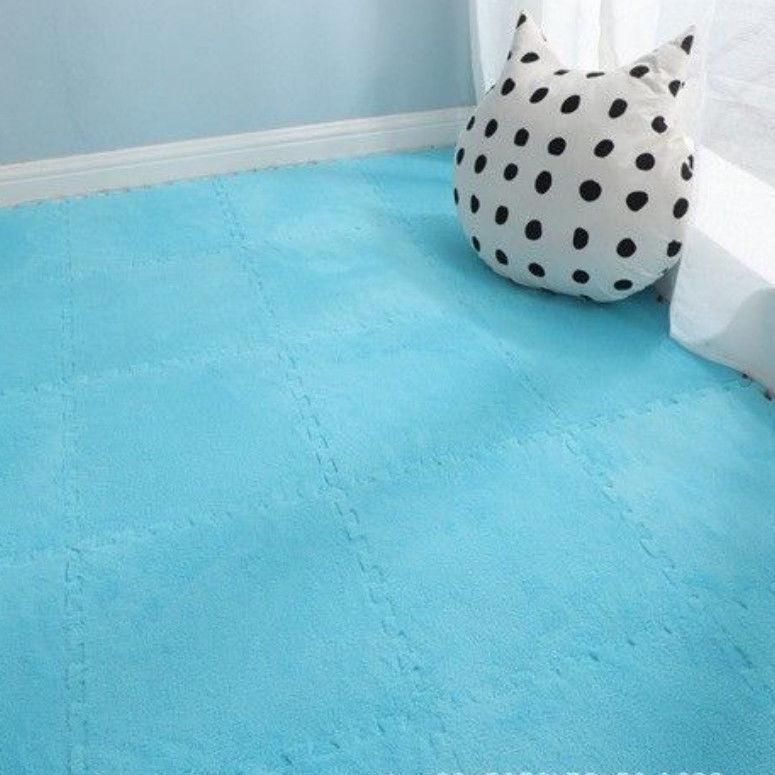 Maty podłogowe antypoślizgowe łączone – odporne na plamy, łatwe do czyszczenia, pełne pokrycie do sypialni/dla raczkującego dziecka.