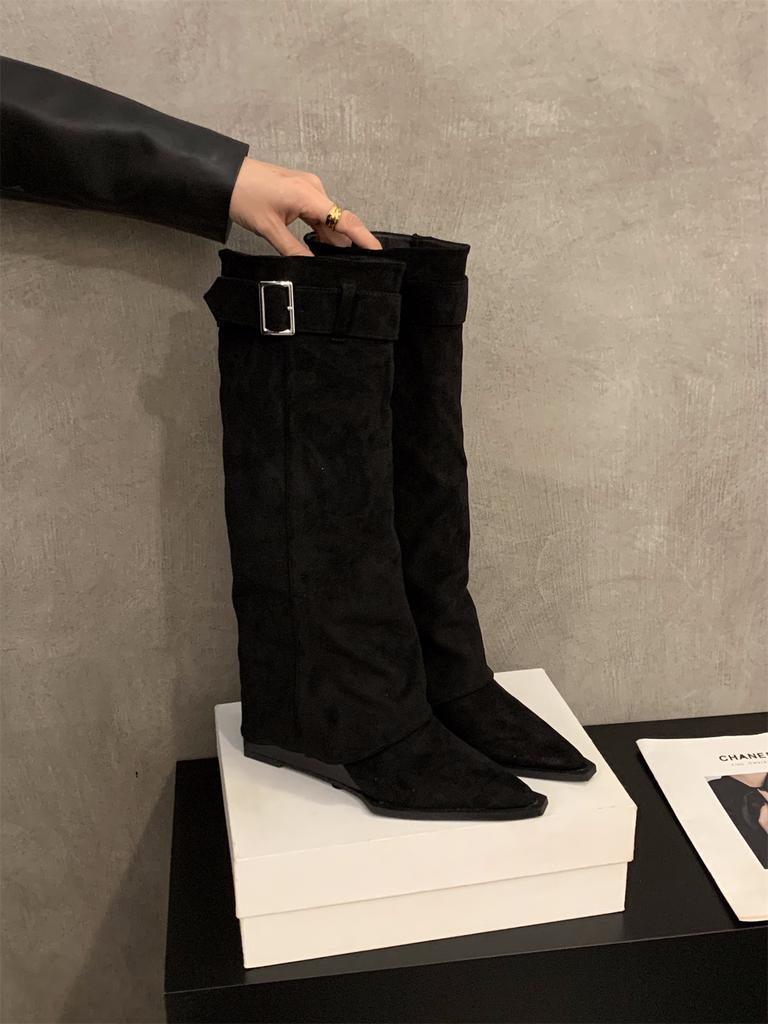 Kilklack Högklack Spetsiga Mocka Pile Stövlar Medium Riddarstövlar Damskor 2025 Vinter Skinny Långa Stövlar