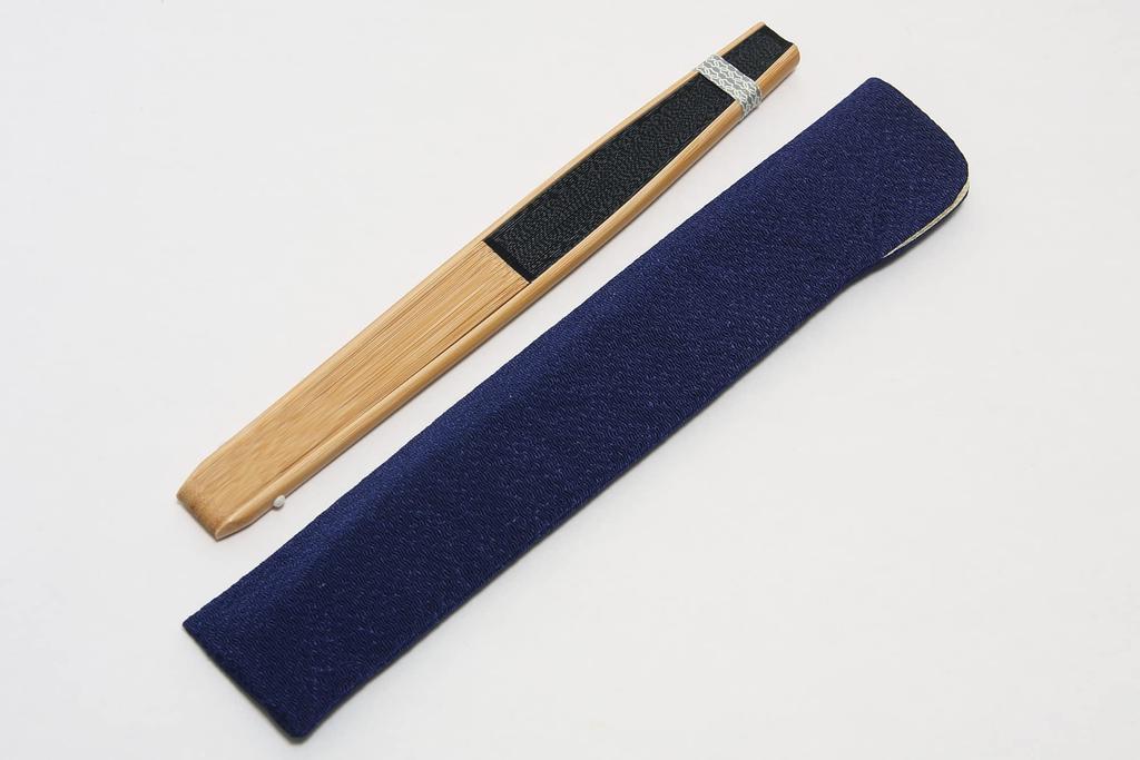 handcrafted by a Kyoto with fan case and paper box [Hasegawa] Men's Kyoto-style fan, artisan, (wave pattern, black)