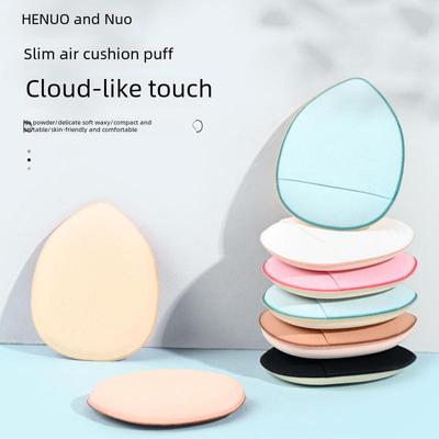 Air Cushion Finger Puff: Mini Powder & Concealer Applicator for Wet/Dry Use, Non-Latex & Powder-Free.