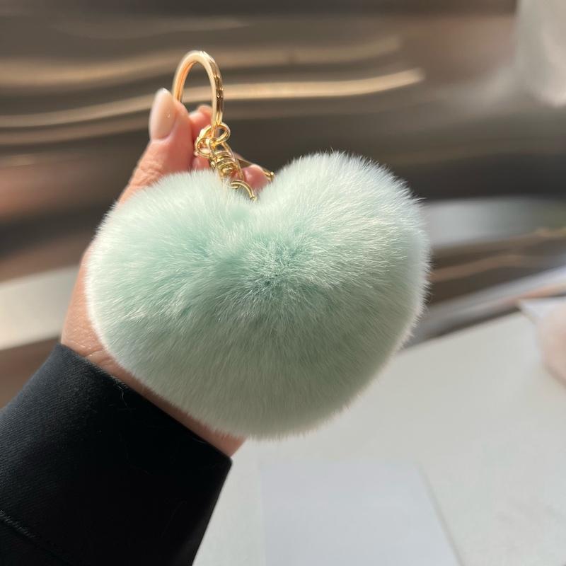 [Cute little love] Real Rex rabbit hair heart-shaped car keychain pendant ins hair pom-pom book bag pendant