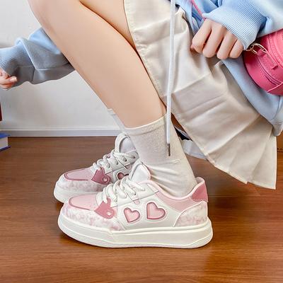 CRLAYDK Klassische Damen Tennis Sneaker Walking Flach Low Top Lässig Schnürschuhe Herzen Aufdruck Modeschuhe Skateboard Trainer