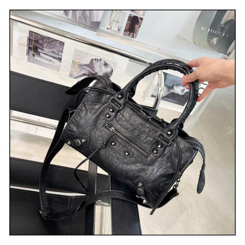 

Retro willow nail tote bag large capacity light luxury handbag women s premium sense locomotive wind single shoulder oblique span bag чёрный