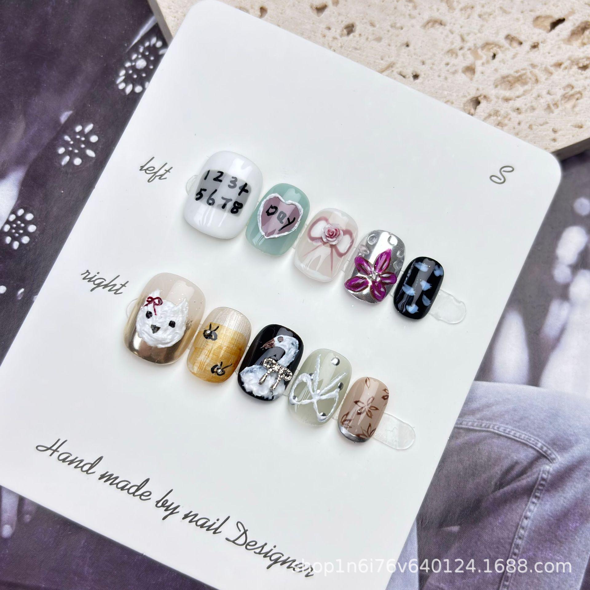 

Lucky Meow Handmade Bow Manicure Kitten Nail Patches Medium Kitten Set