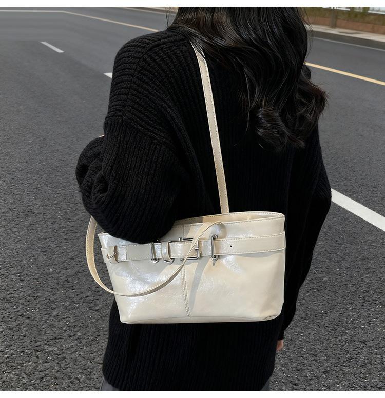 2025 Women's Crossbody Bag: New Fashion PU Leather, Versatile, Simple, Hot-Selling for Everyday Commute
