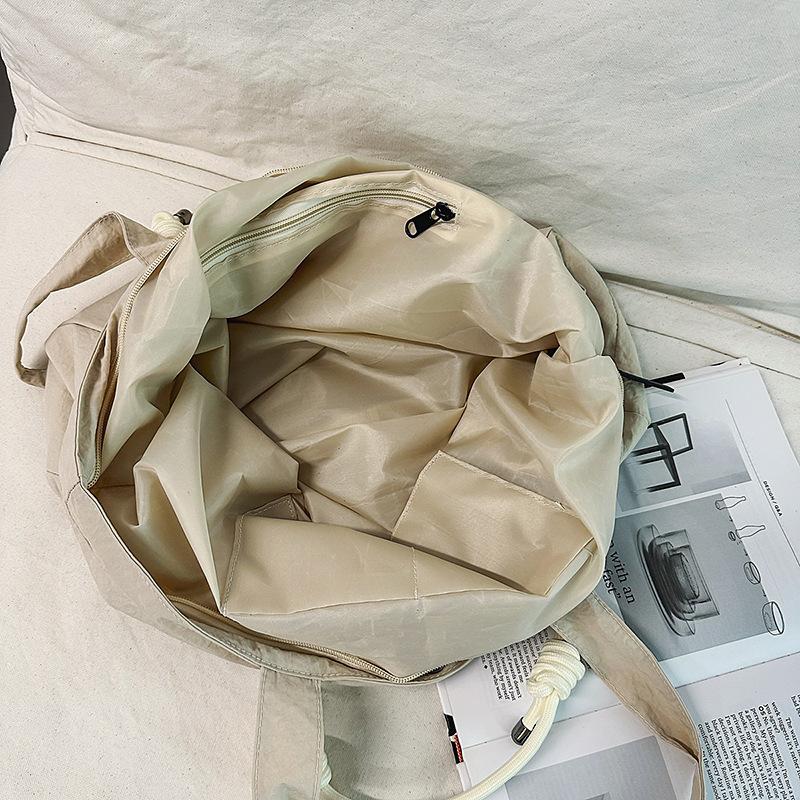 Fashion Short-distance Travel Bag, Vacation Spring Outing, Waterproof Large-capacity Shoulder, Commuting To Work, Versatile Accommodation, Luggage Bag