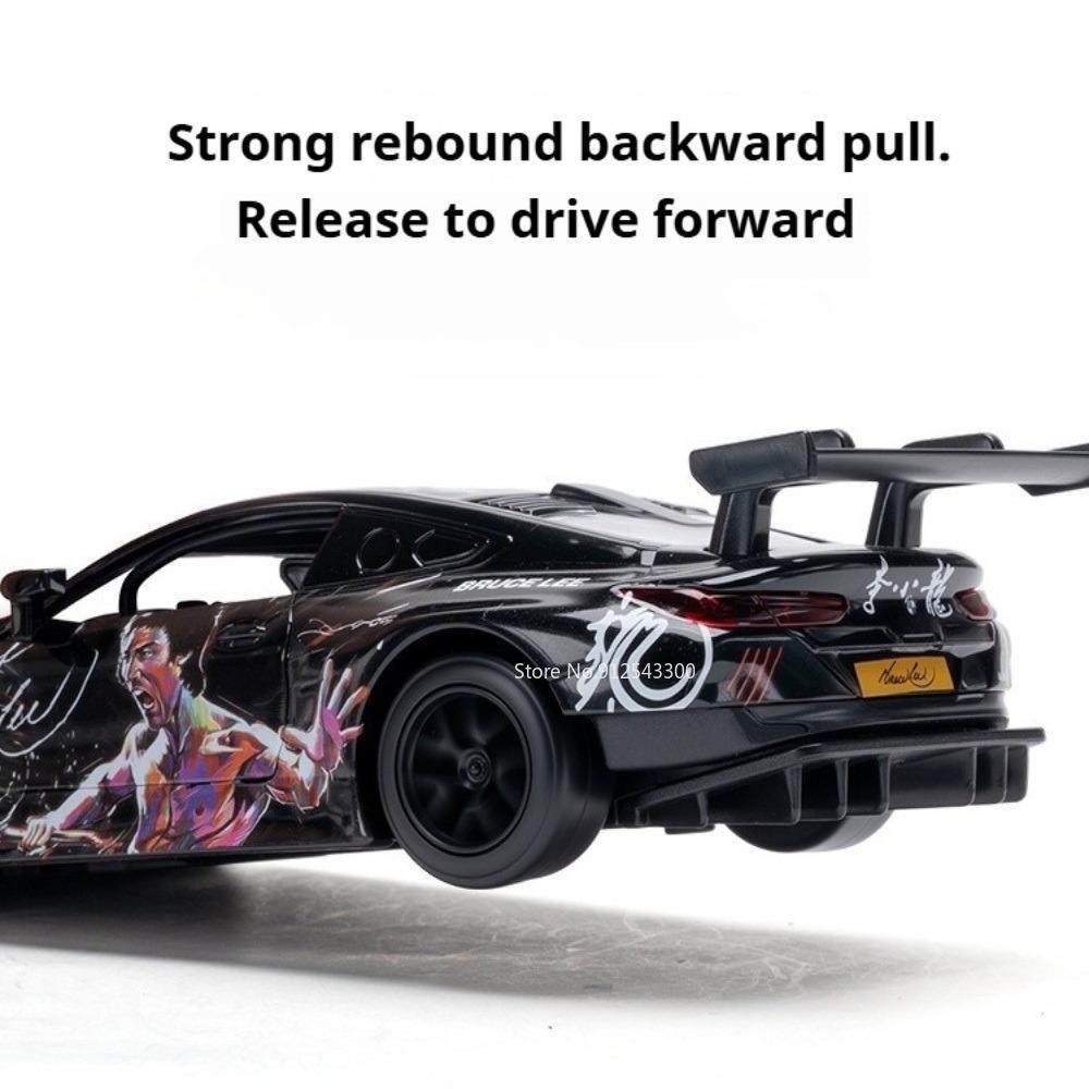 1:32 BMW M8 GTE 320I Car Model Toy Door Opened Sound Light Pull Back Alloy Body Rubber Tires Racing Cars Boy Collection Gift