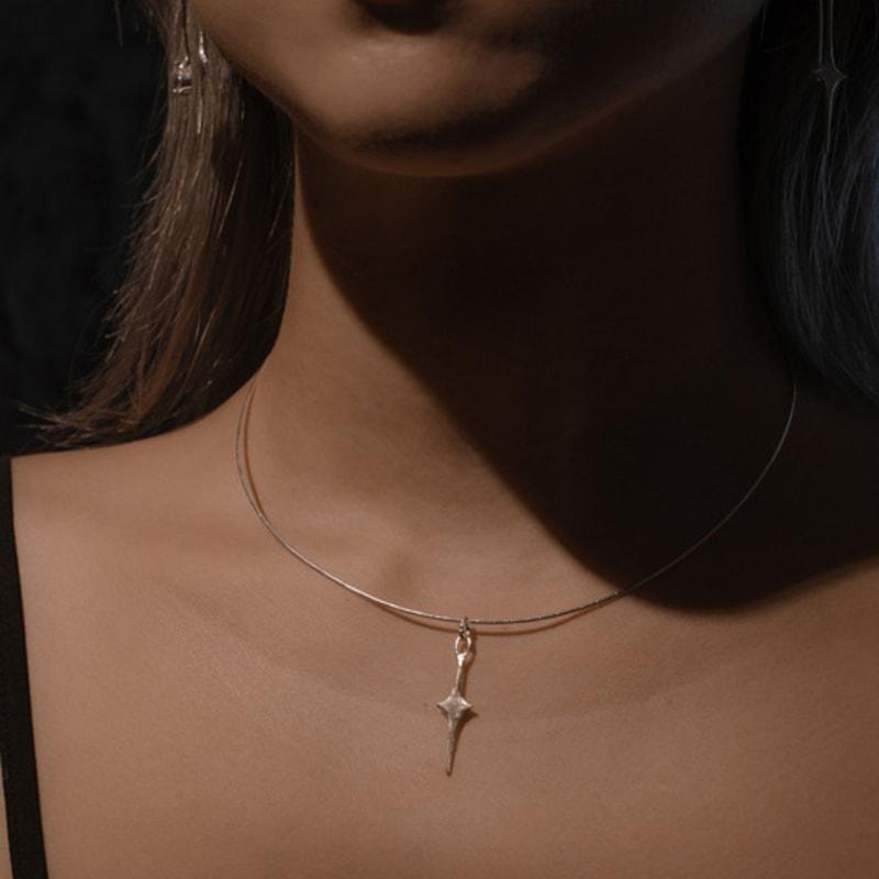 

moon light stone Daisy necklace_Bangle ver. Pendant Silver Matt