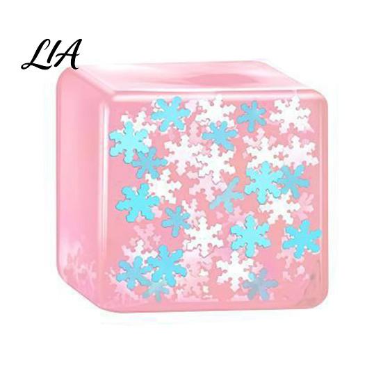 Tension Relief Gadgets Ice Cube Stress Toy, Glow-in-the-Dark Snowflake Filled Cube, Clear Sensory Toy Luminous Adults and Kids Soft Balls