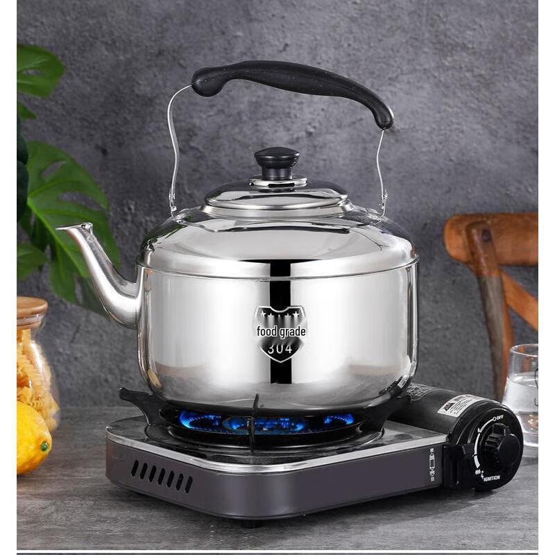304 Stainless Steel Whistling Stovetop Kettle CN Plug (adapter Included)