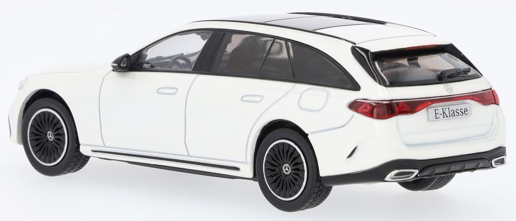 [Mercedes-Benz Collection] Genuine E-Class Station Wagon AMG Line (S214) Manufaktur Opalis White 1/43 Scale