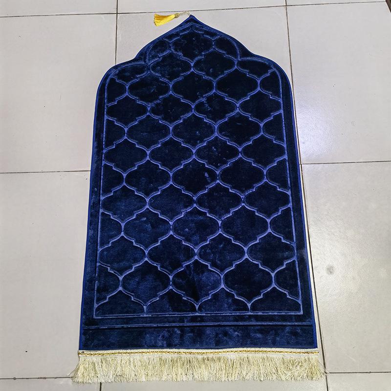 Irregular Embossed Raschel Prayer Mat with Short Pile