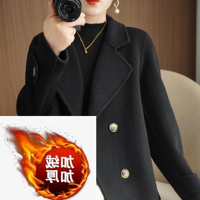 2024 Women's Plush Wool Coat: Short, Cozy, Loose Fit with Suit Collar for Autumn/Winter.