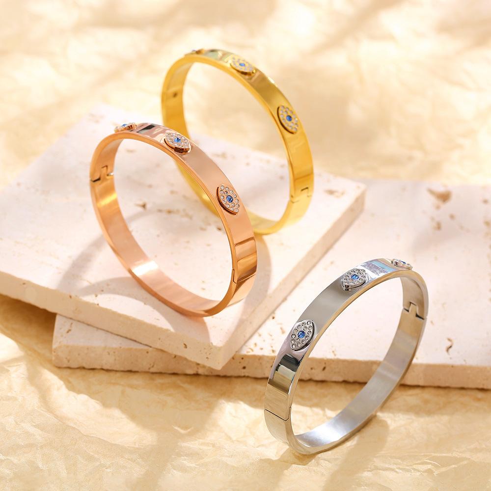 Personalized Bracelet Classic Versatile Devil's Eye Bracelet Fashion Diamond-inlaid Eye Bracelet