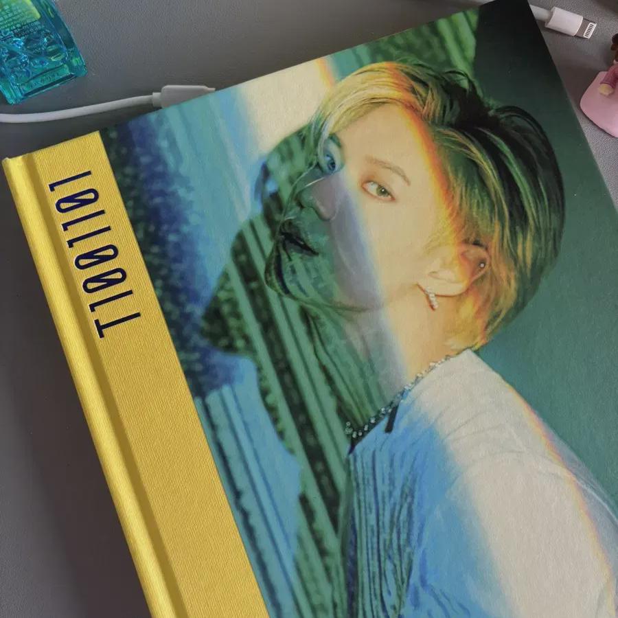 

Shinee Taemin T1001101 Tmi Concert Photo Book Merchandise