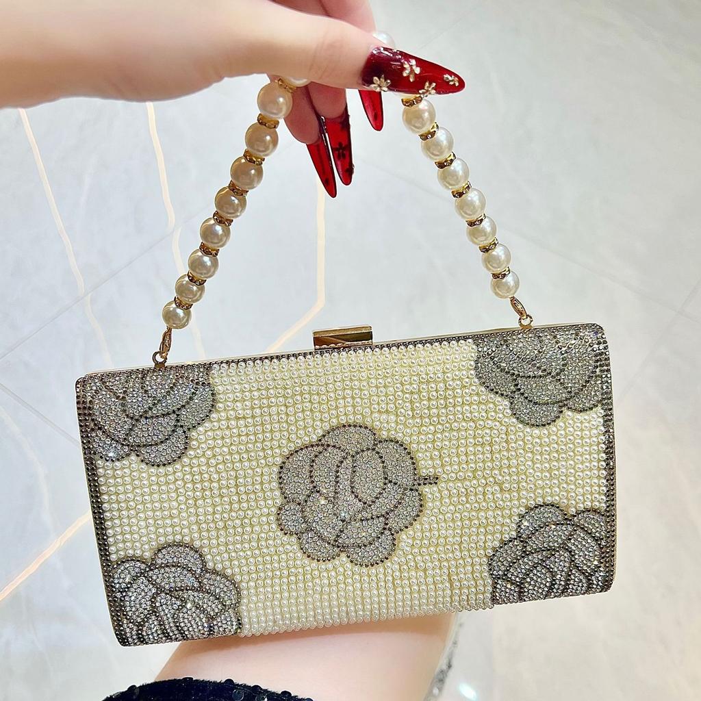 2025 Luxury Pearl Evening Bags Vintage Chain Shoulder Crossbody Bags For Women Party Wedding Dinner Bag Ladies Purse Handbgas
