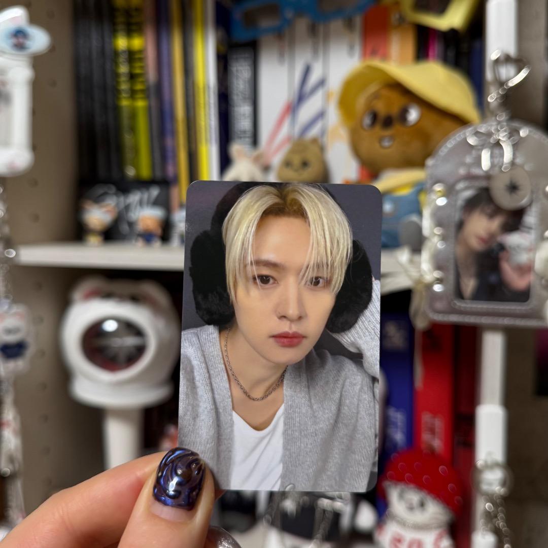 

[USED] StrayKids Pop-Up DO IT MD Purchase Bonus Reno LeeKnow