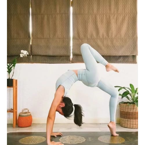 REN JIAN YOU WEI Special Selection Sandalwood Incense, Indian Laoshan Sandalwood, 40 Sticks, with Holder