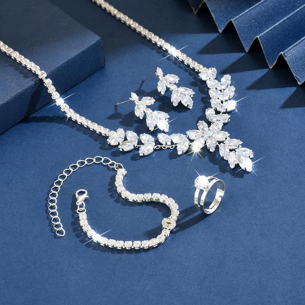 Stylish And Simple Super Flash Crystal Leaf Fringed Necklace Earrings Light Luxury High Sense Niche Trend Earrings Women