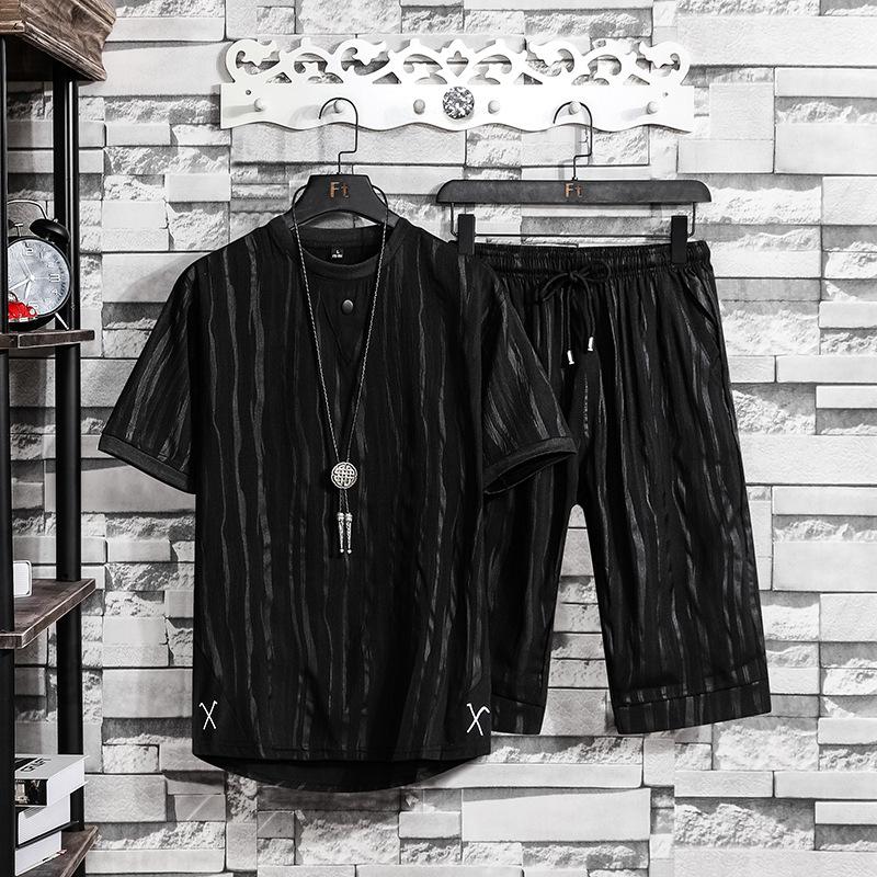 

Летний свободный комплект из двух предметов, мужская футболка с короткими рукавами, брюки на шнуровке, корейский спортивный повседневный костюм с морщинами S чёрный
