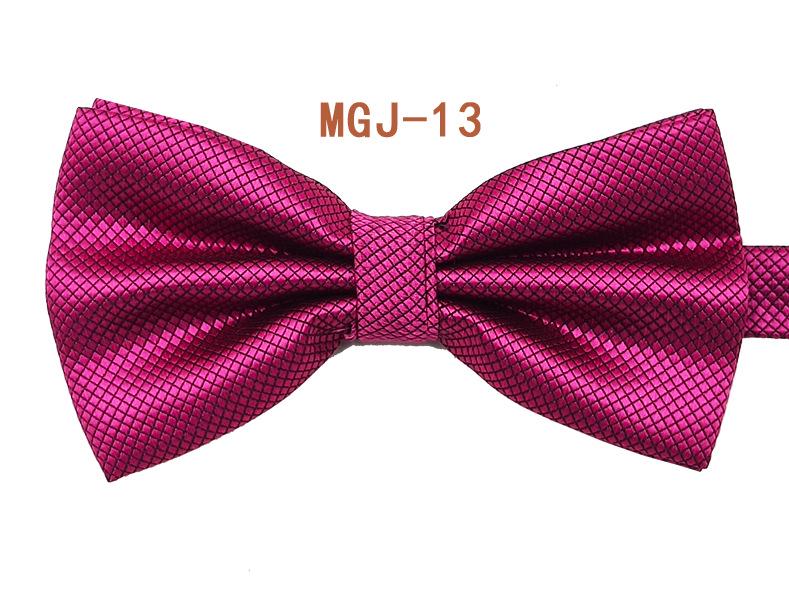Pajarita de Doble Capa Negra Lisa para Hombre - Cuadrícula Cubo Británica, 27 Colores Disponibles para Eventos Formales y Bodas.