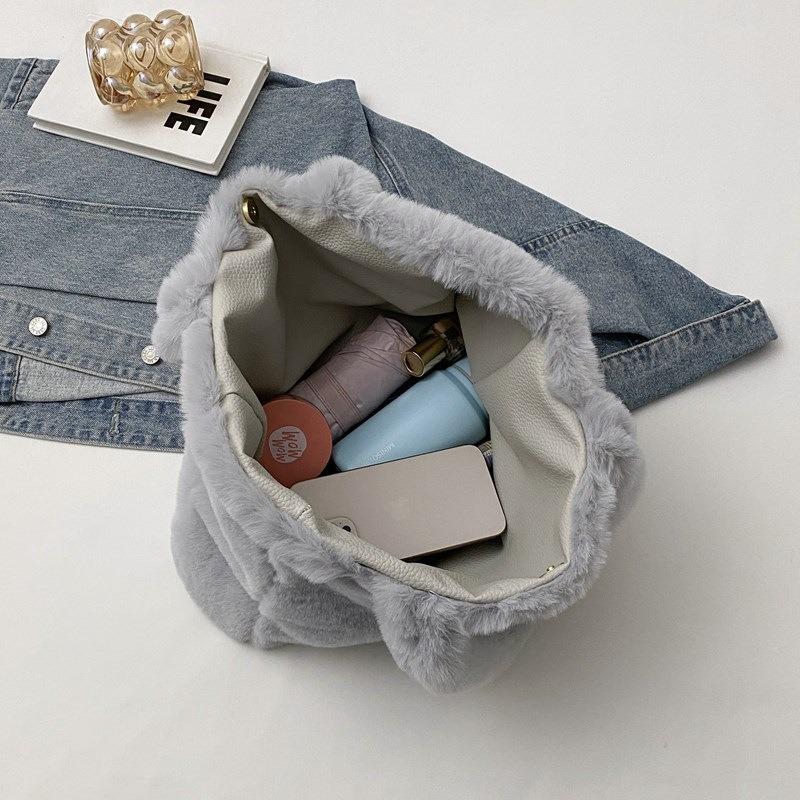 Furry Women's Bag Winter New Portable Plush Commuter Tote Bag Cute Big Ears Rabbit Casual Shoulder Bag