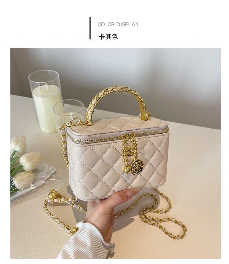 Summer Portable Box Bag 2025 New Diamond Chain Bag Women's Fashion Versatile Messenger Bag