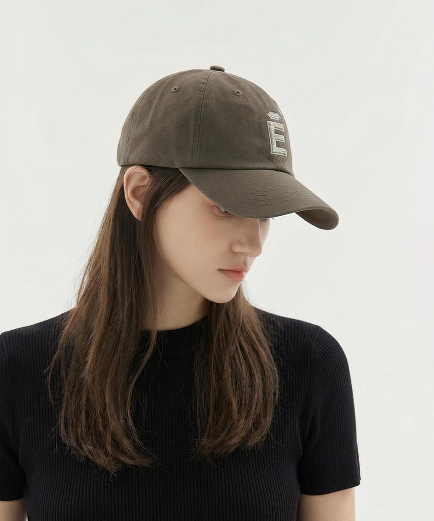 Unteuei Kni Ball Cap Brown