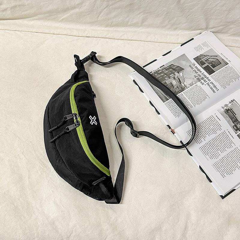 

Трендовая брендовая сумка кросс-боди для женщин Портативная легкая сумка для мобильного телефона Многофункциональная нагрудная сумка и поясная сумка .