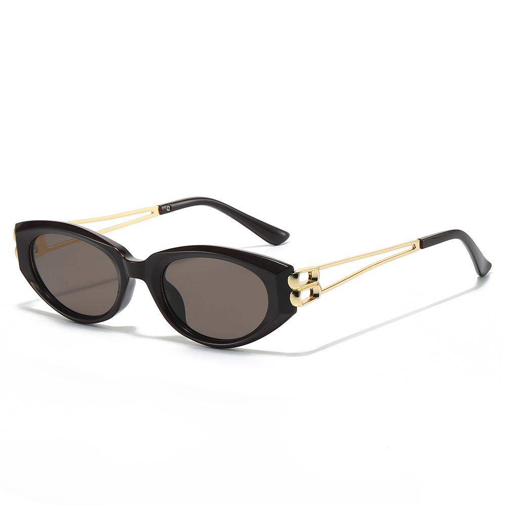 

Asian Fashion Sun Glasses Women Brand Designer Hollow Out Metal Leg Small Cat Eye Sunglasses Female 2025 Other коричневый