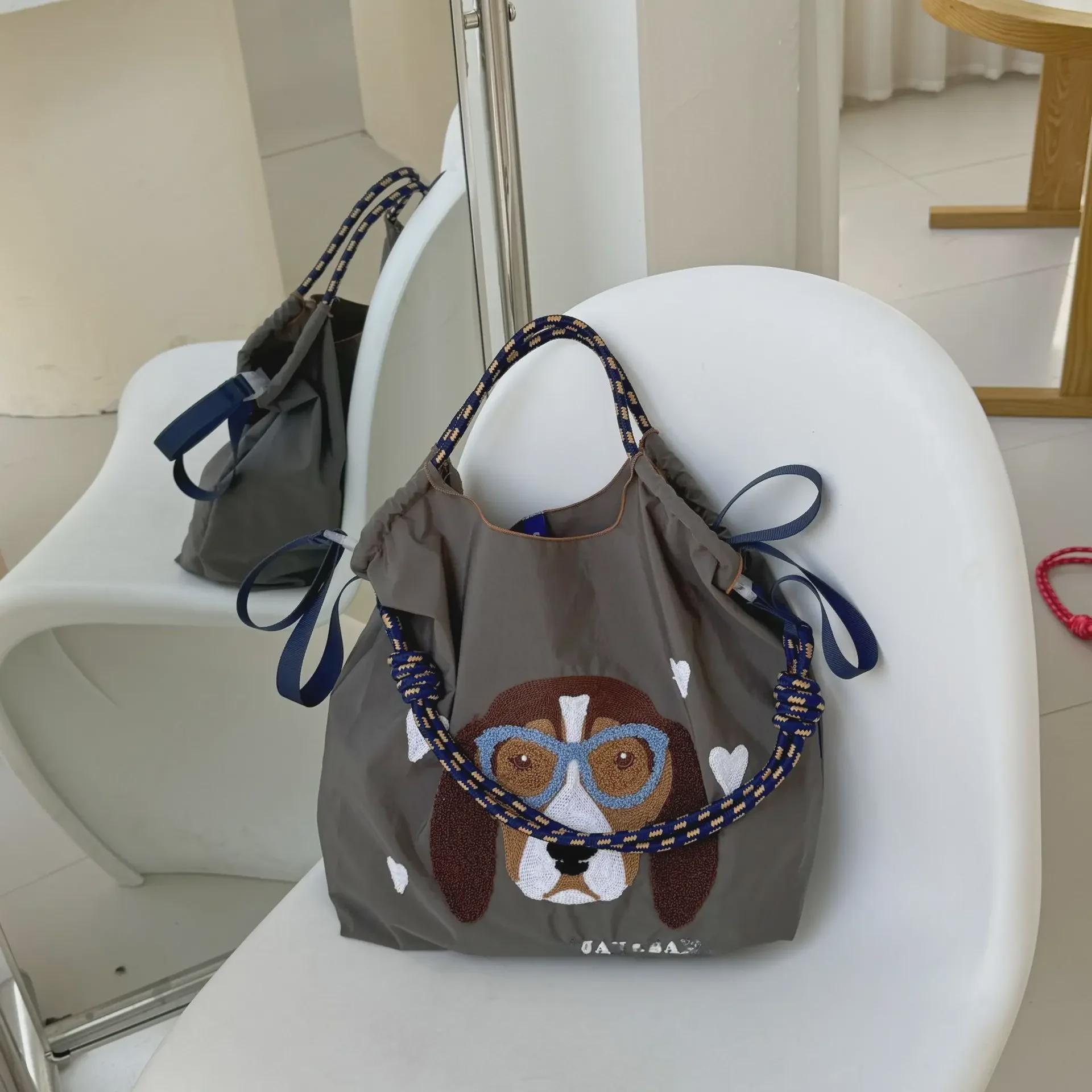 

Модная сумка для покупок из экологичного нейлона в японском стиле с вышитой милой собакой Medium [Bag Only, No Strap]