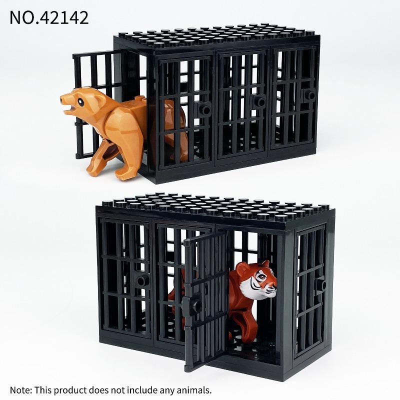 Children assemble toilet blocks, scenic public toilets, small accessories, wild animal cages, educational toy sets.