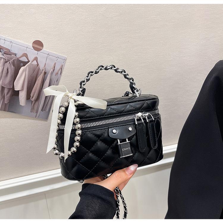 This year's popular diamond handbag women's 2025 summer trendy fashion sweet chain box bag casual messenger bag