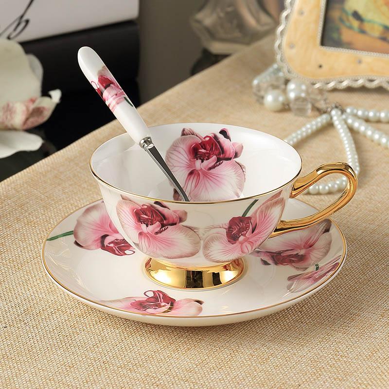 Set di Tazze e Sottotazze da Caffè in Osso Cinese Fine, Tazza da Tè in Porcellana, Festa del Tè Pomeridiano, 200ml