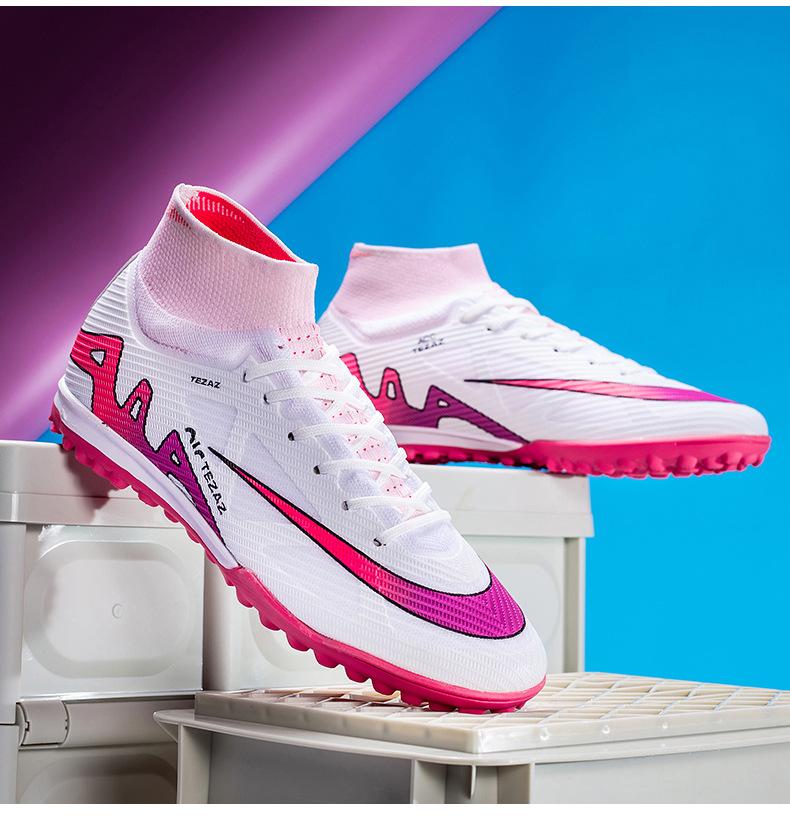 Nahtlose Outdoor-Fußballschuhe mit Fliegenstrick für Herren-High-Top-Studenten mit Stollen und Spikes für Rasenspieltraining Fußballschuhe